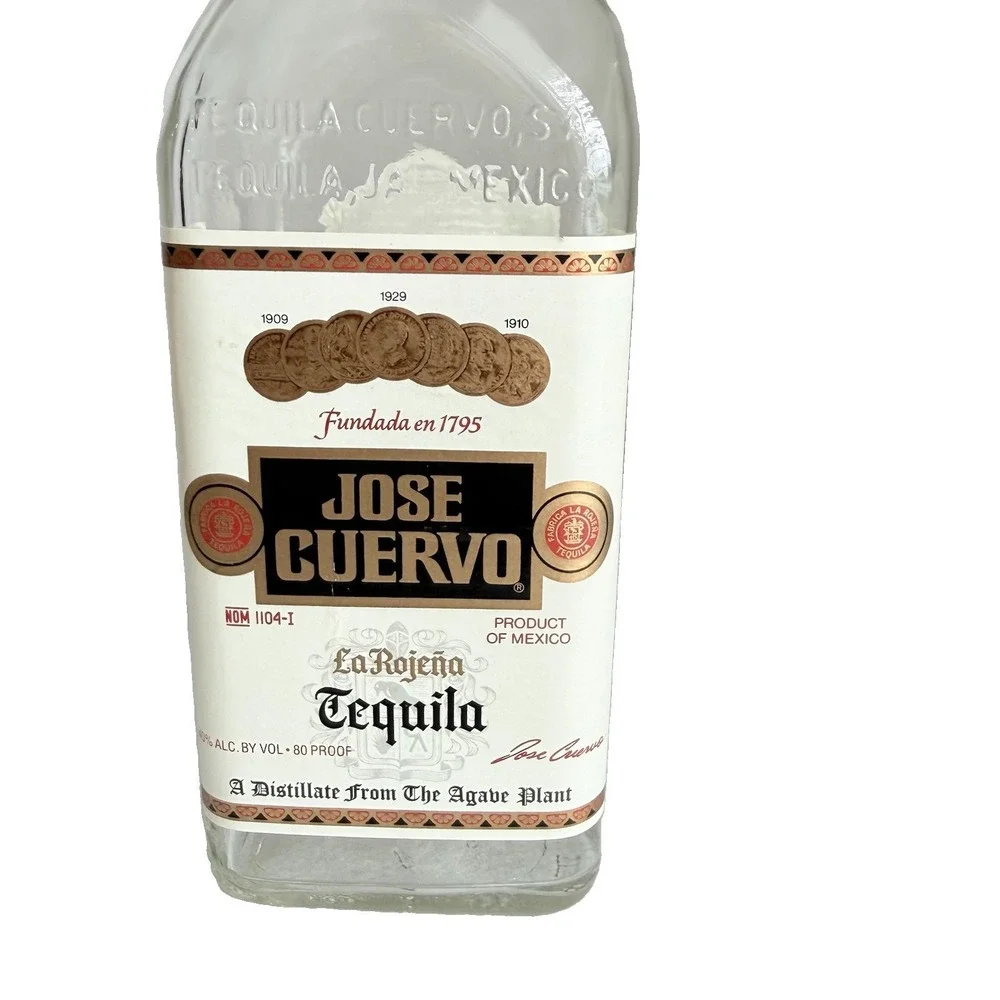 Jose Cuervo Imported Premium Tequila Empty 1 Liter Glass Bottle Mexico Bar Decor